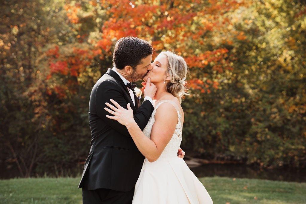 carousel-hero-element image-0